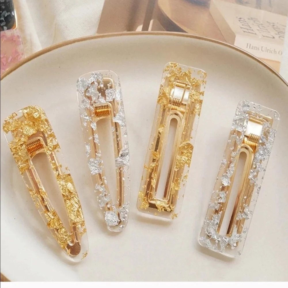 NWT ❤️🔥Silver & Gold Embellished Leaf Acrylic Hair Clips - OS